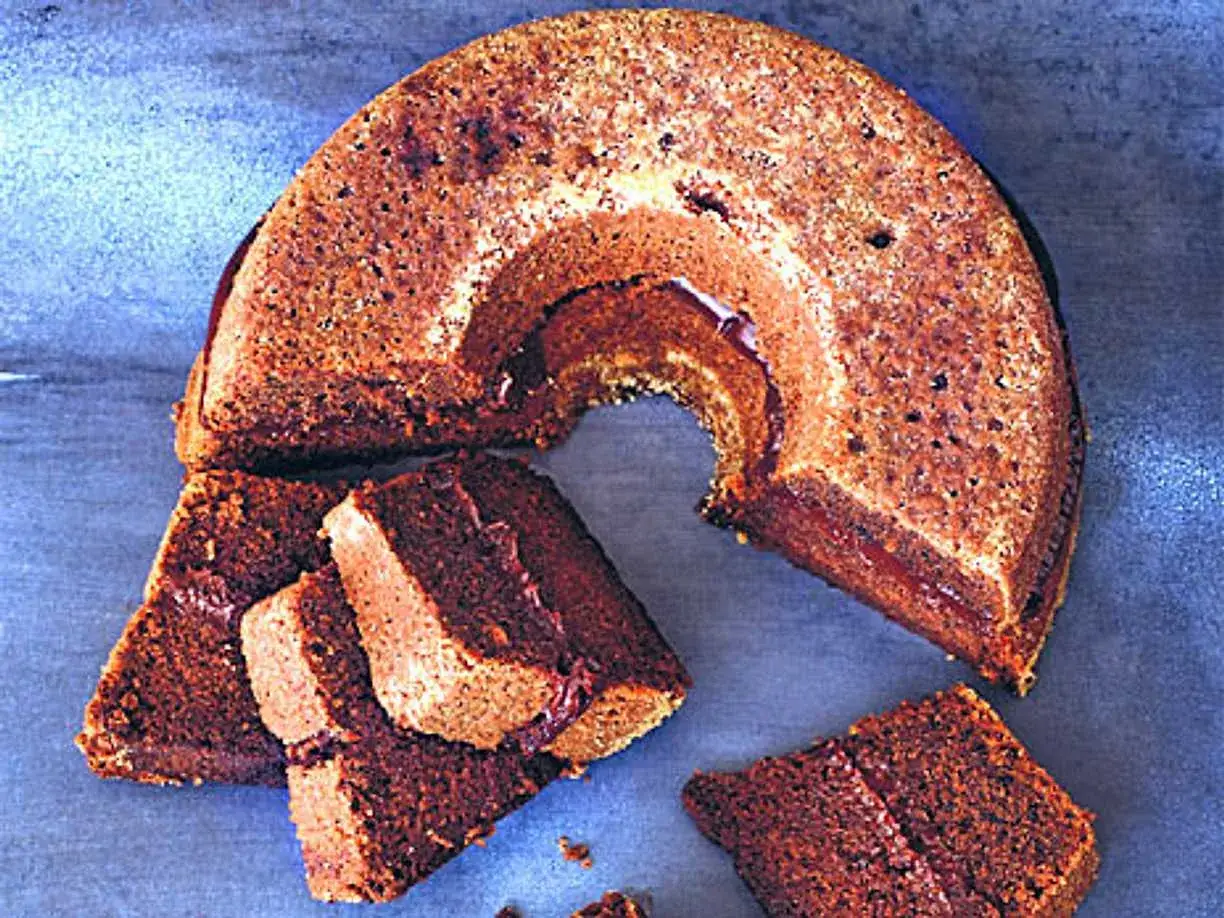 En saftig chokladkaka, perfekt för ett mysigt fika. Detta chokladkaka recept är en favorit.
